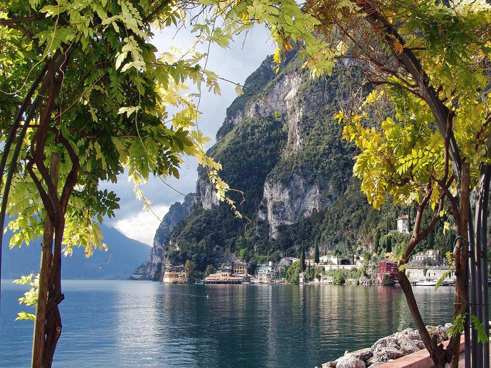 Infinity View Garda Lake Tenno Exterior photo